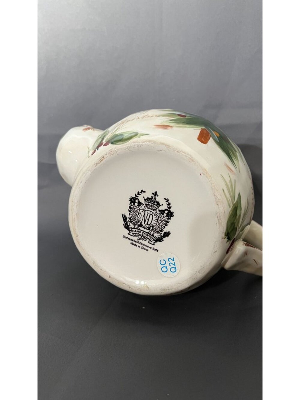 Christmas Ceramic Teapot Hand-Painted With Tree & Holly Design "Merry Christmas" - Picture 7 of 7